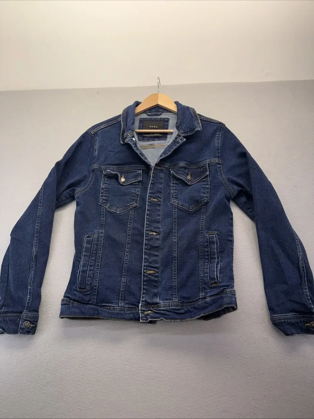 Zara Man Denim Jacket Mens Large Dark Wash Stretch Trucker Button Front Blue